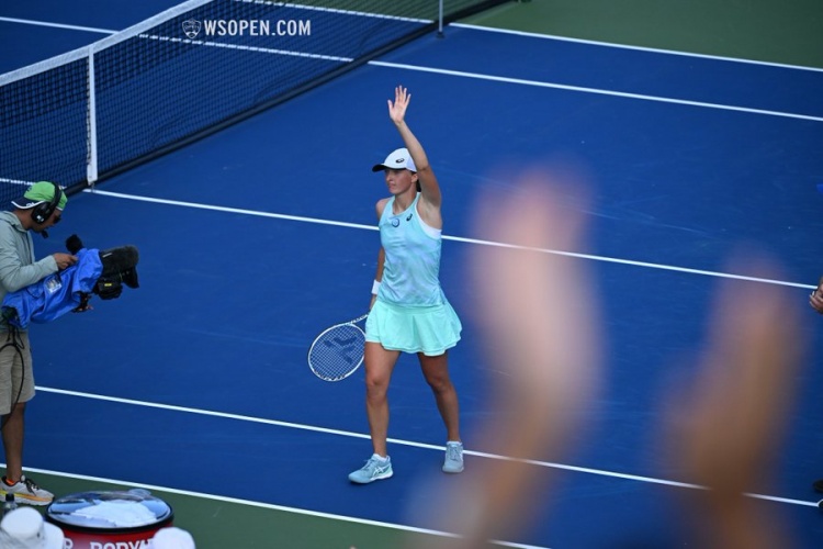 他们在近年 他们在近年