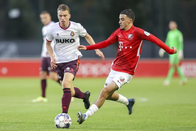 进攻线路 进攻线路