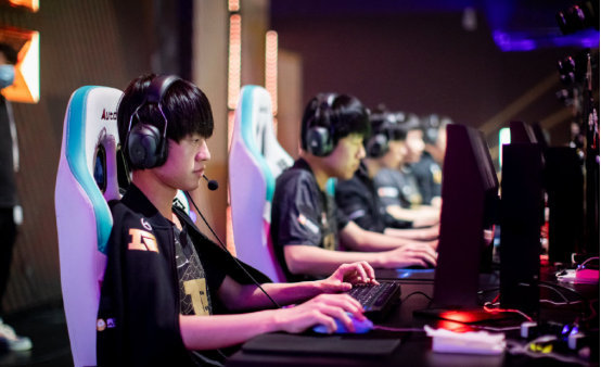 女子超级大 女子超级大